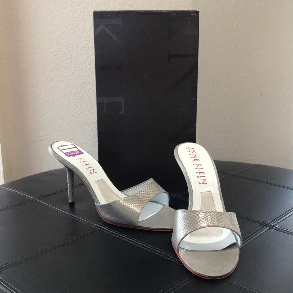 Anne Klein Collection